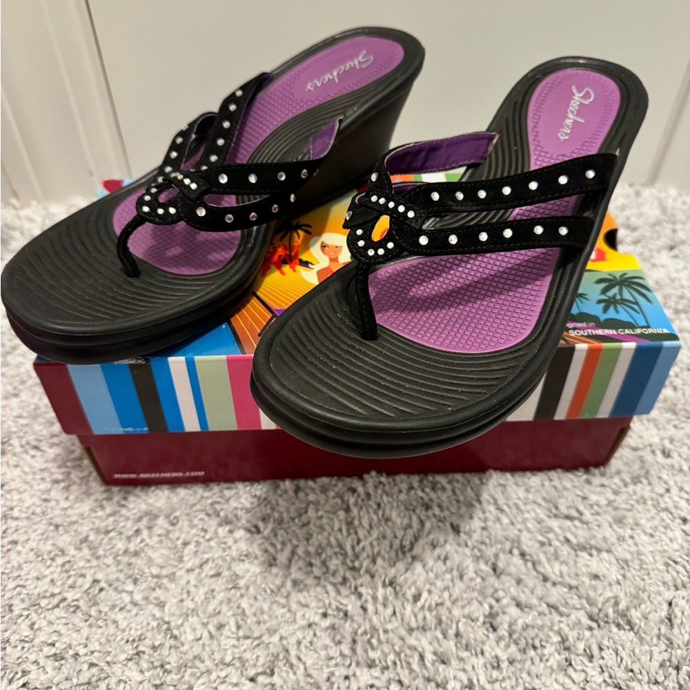 Skechers black wedge sandal